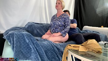 Spending time with stepmom and fucking her ass